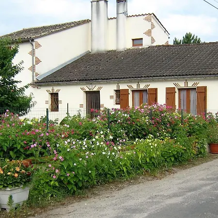 La Halte De Segondignac Couette-café