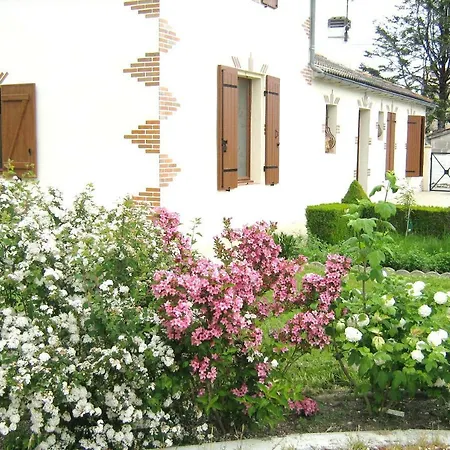 La Halte De Segondignac 3* Saint-Germain-dʼEsteuil