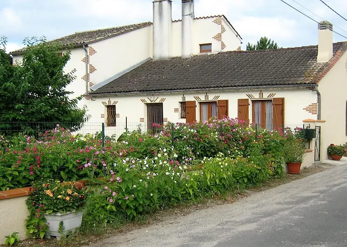 La Halte De Segondignac Bed and breakfast